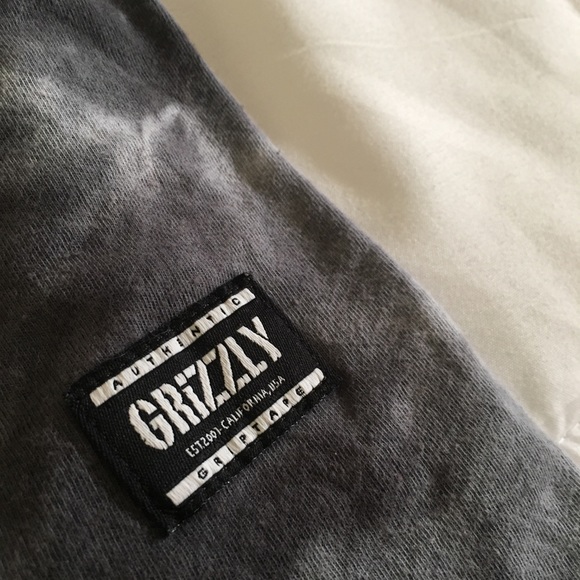 Grizzly T-shirt - Picture 3 of 5